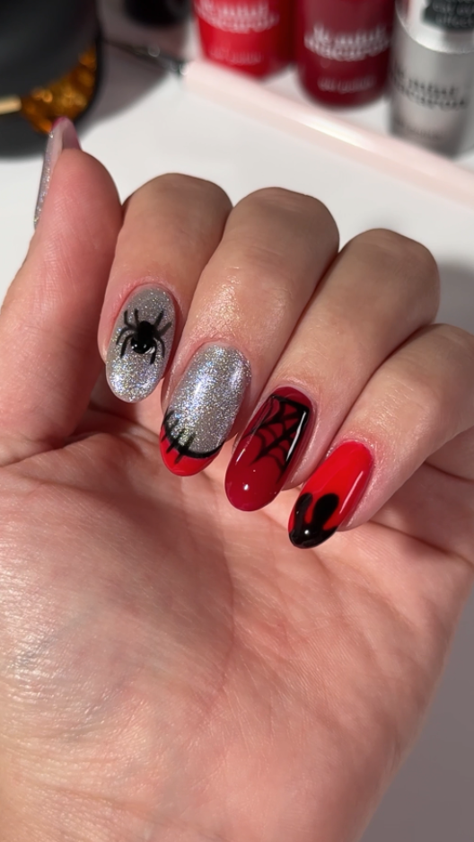 Dark Romance Nails