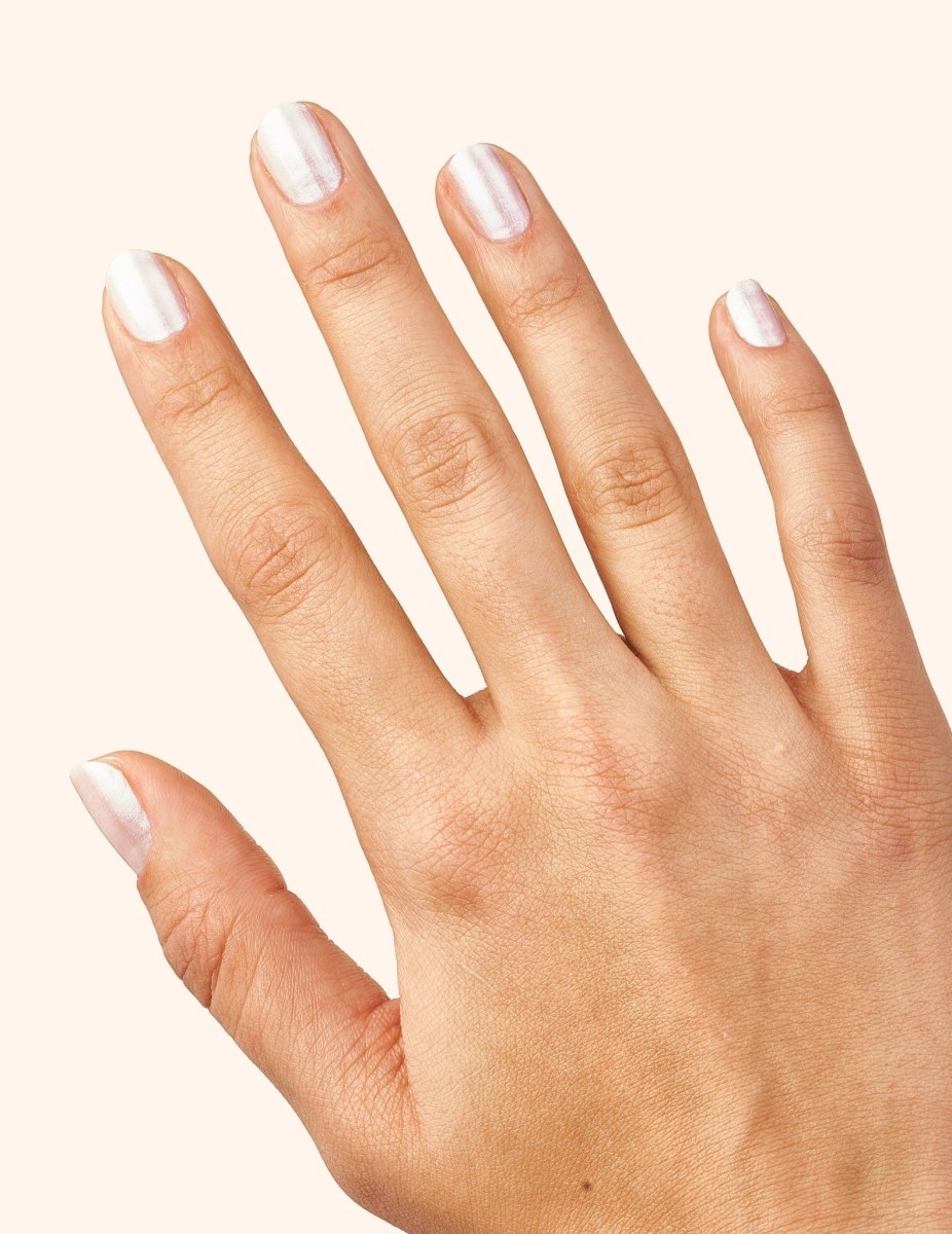 Le Sweet - Satin Pearl Top Coat - Nail Polish Top Coat