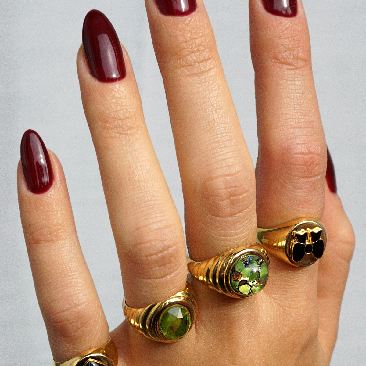 Shimmer Meets Matte: 2025 Nail Trend