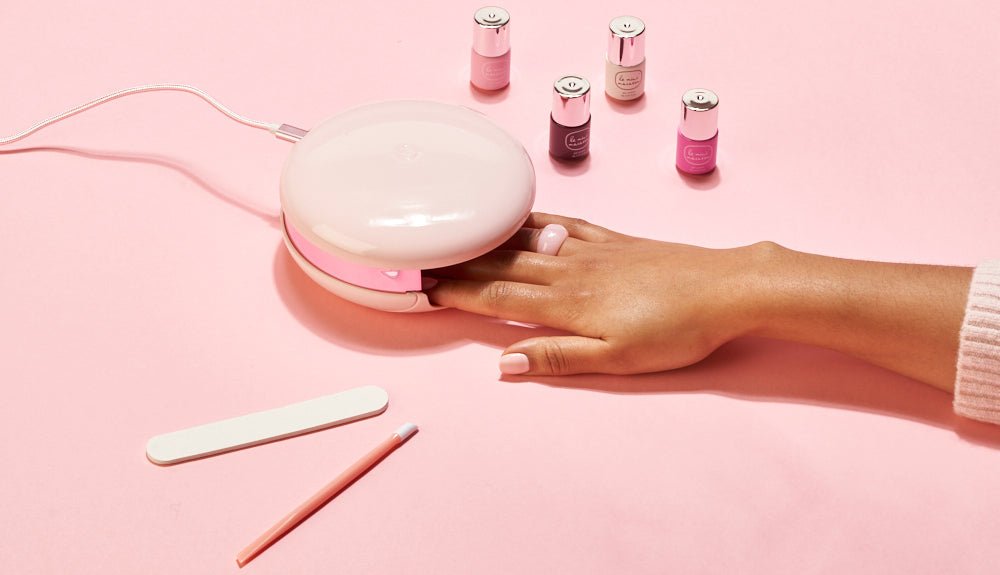 How To Apply Gel Polish With Our Maxi Gel Manicure Set - Le Mini Macaron Europe