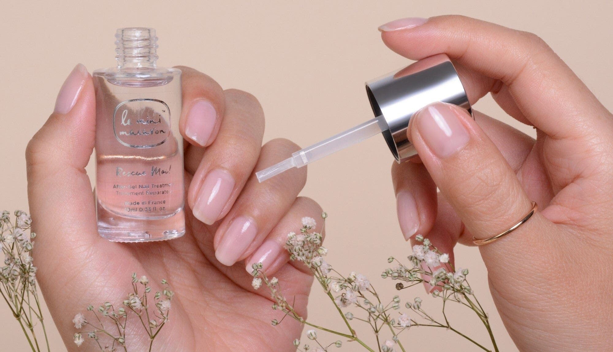 How to avoid yellow nails from nail polish? - Le Mini Macaron Europe