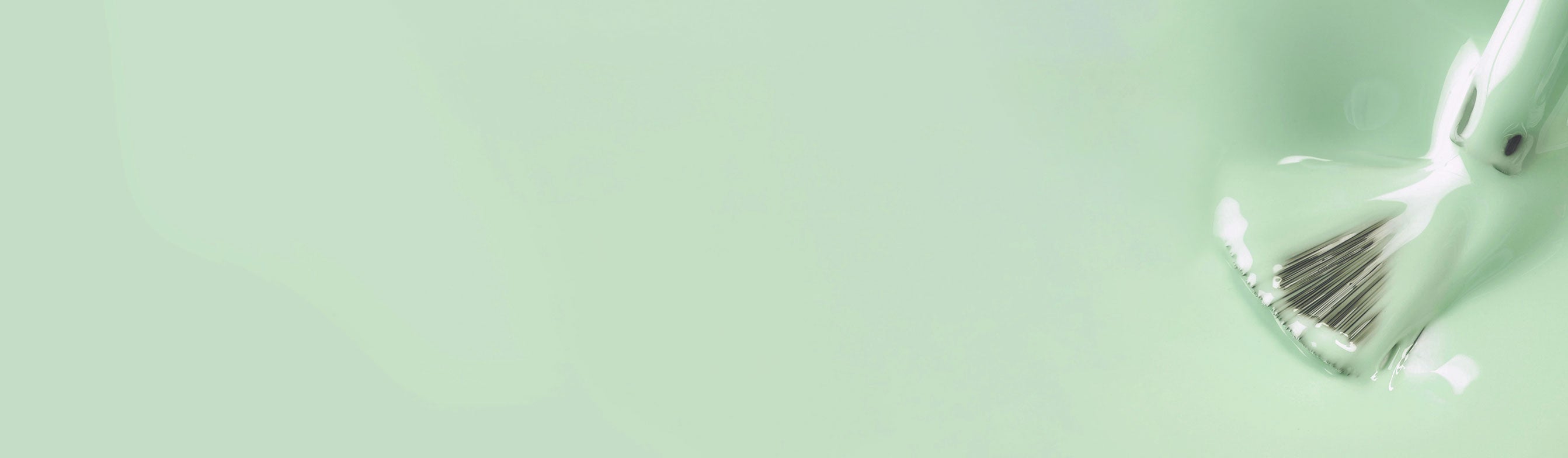 Green Gel Polish - Le Mini Macaron Europe