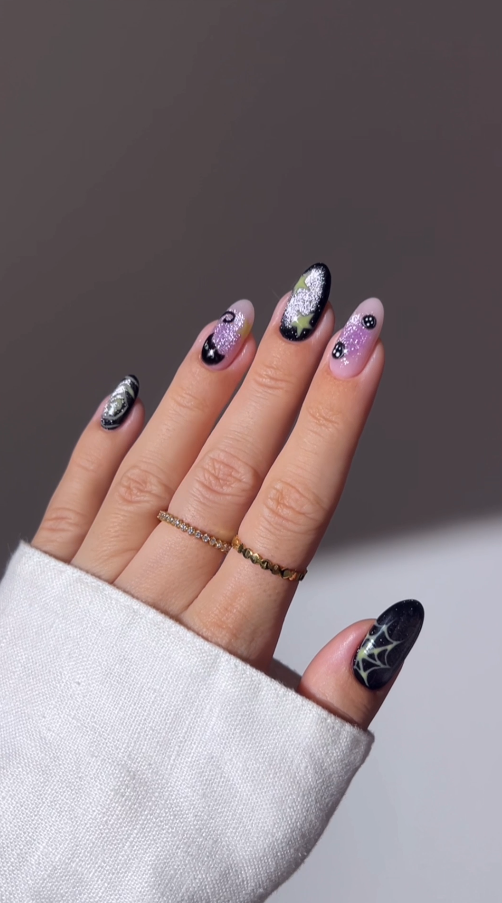 Caroline Halloween Nails
