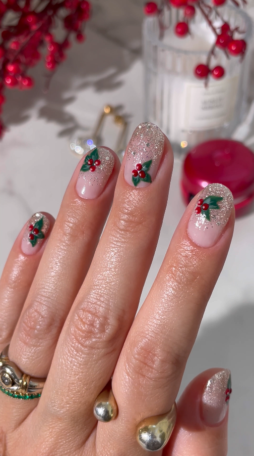 Mistletoe Sparkle Mani