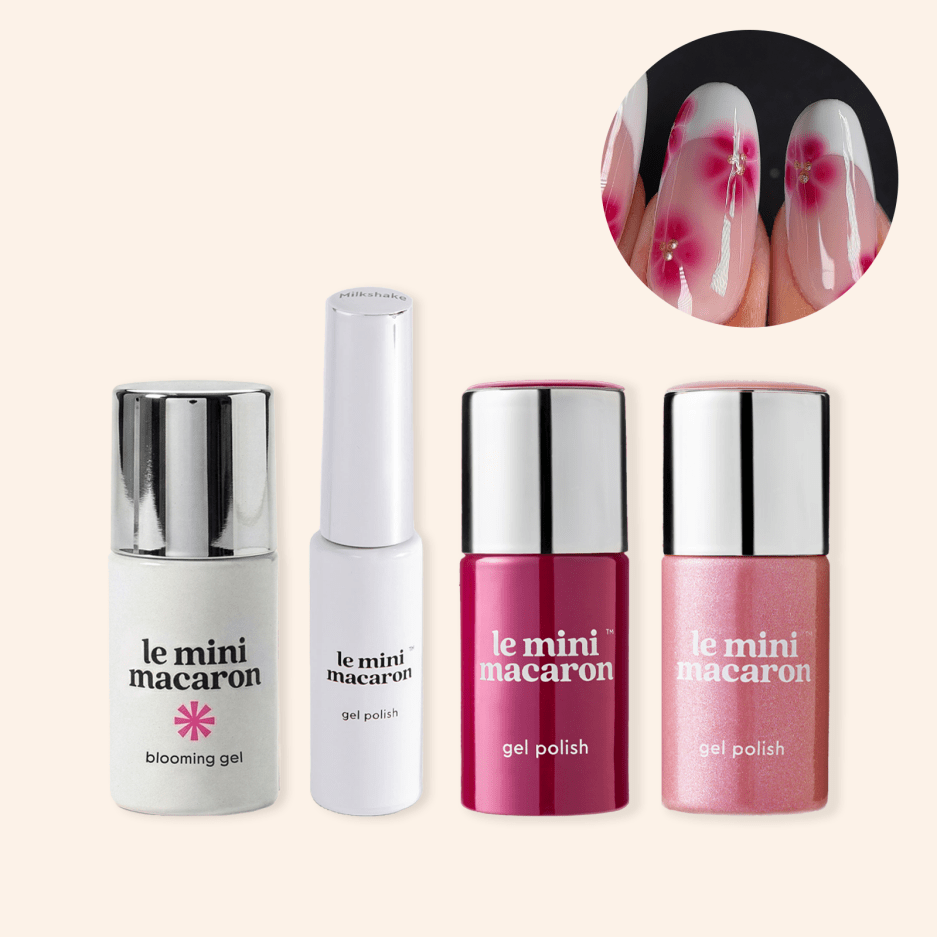 Blooming Flowers Bundle